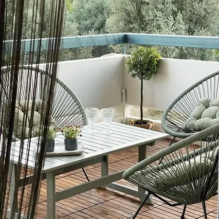 γήινη πολυτέλεια και ηρεμία στο κέντρο των β προαστίων Atene